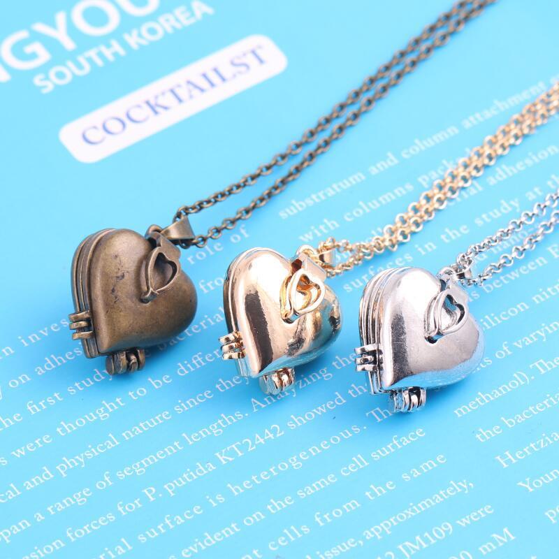 Heart Locket Necklace Photo - Vintage Folding Multi-Layer Heart Family Locket