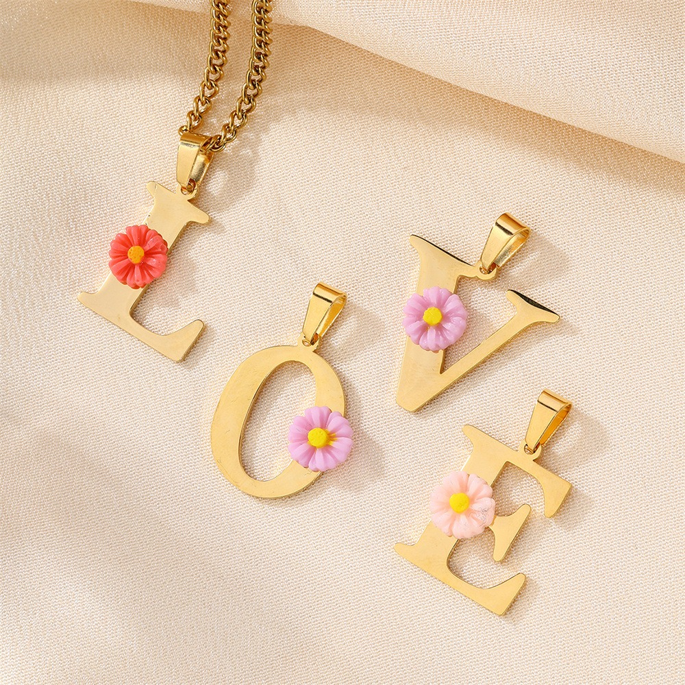 Personalized Daisy Initial Let - Initial Letter Necklace 18K Gold ulasan dan harga