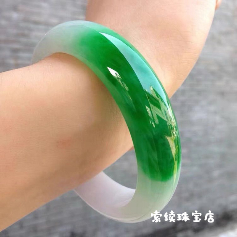 Apple Green Spicy Ice Burmese  - Bracelets ulasan dan harga