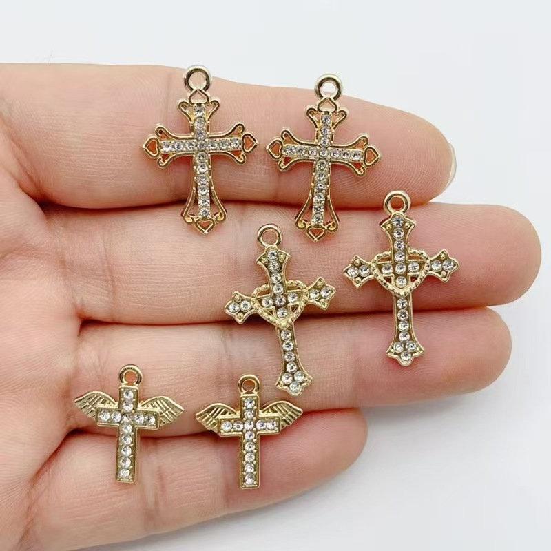 10pcs Diamond studded Gold Cro - Cross Pendant Necklace Gold ulasan dan harga