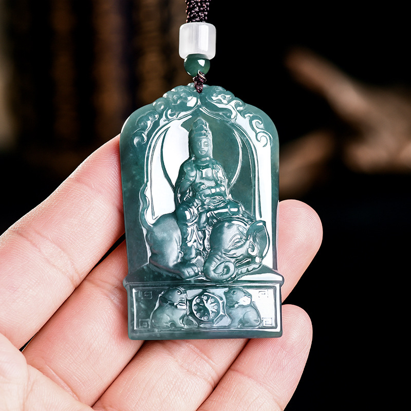 Natural Burmese Jadeite Guanyi - Necklaces ulasan dan harga