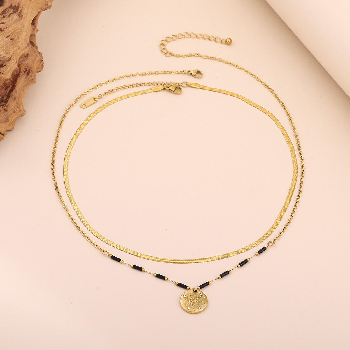 Boho Sun Face Coin Layered Nec - Layered Pendant Necklace Aesthetic ulasan dan harga
